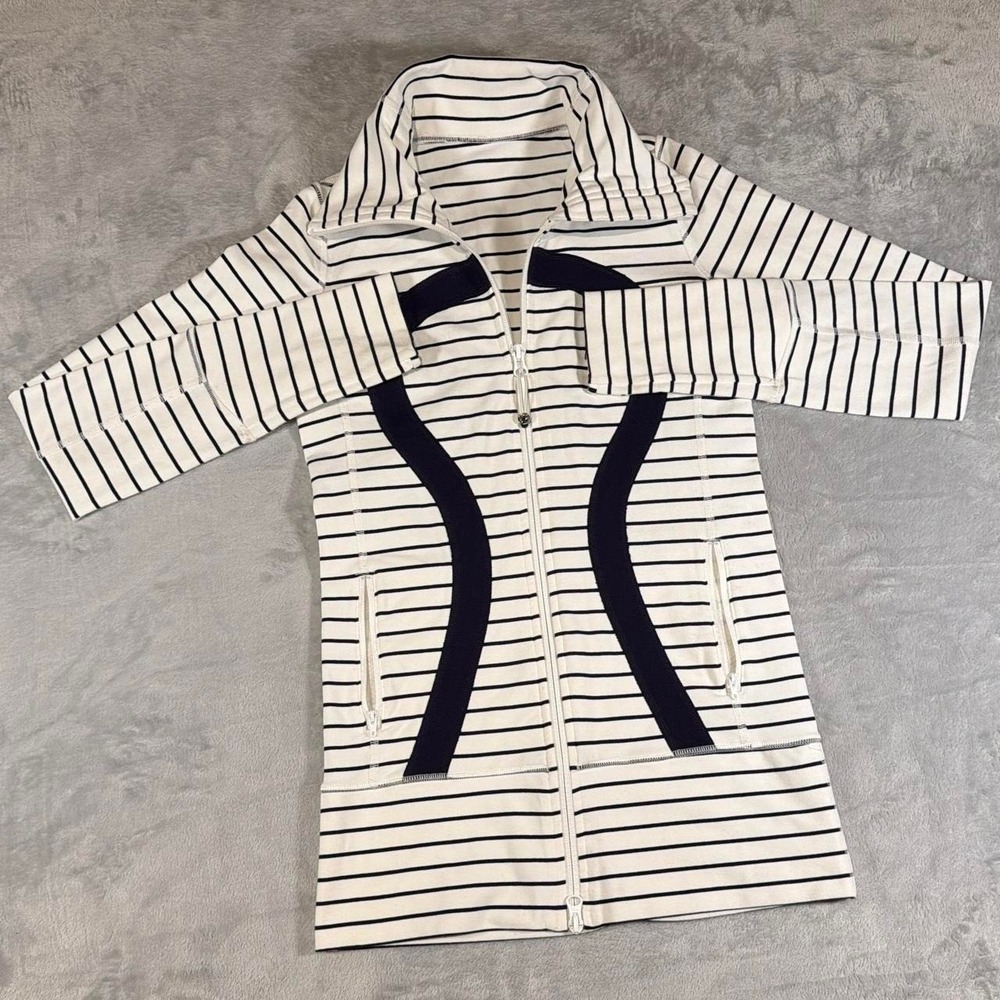 Lululemon Define Jacket | White & Navy Stripe | Size 2